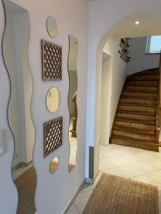 Вилла *Neu* Extravagantes Eifelhaus Am Nuerburgring Mannebach  Экстерьер фото